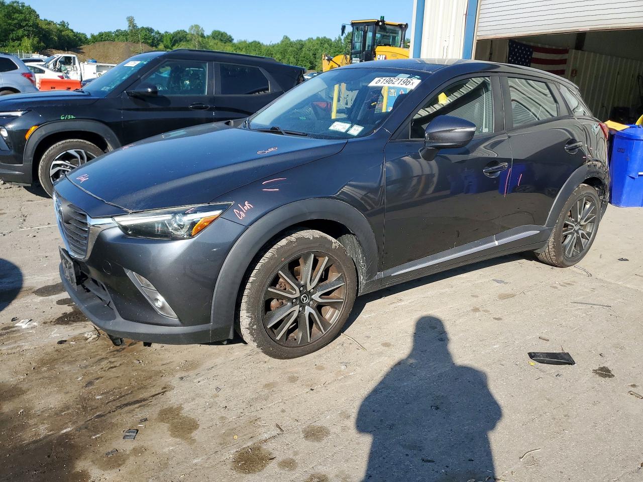 2016 Mazda CX-3 Grand Touring, VIN JM1DKBD74G0107612 — Rear end