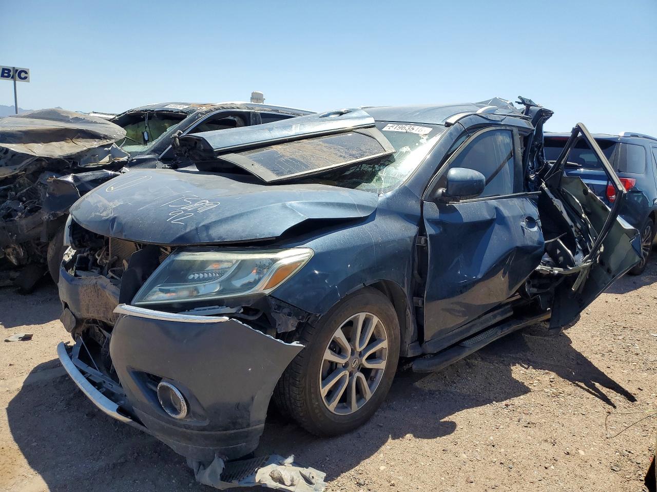 2013 Nissan Pathfinder SV, VIN 5N1AR2MN7DC681592 — All over