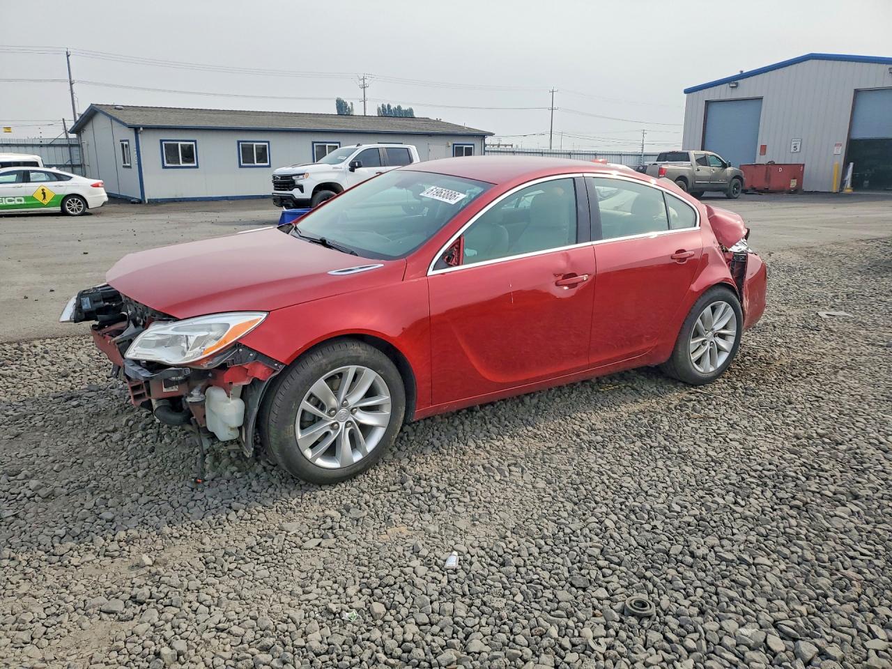 2015 Buick Regal, VIN 2G4GK5EX4F9162655 — Front end