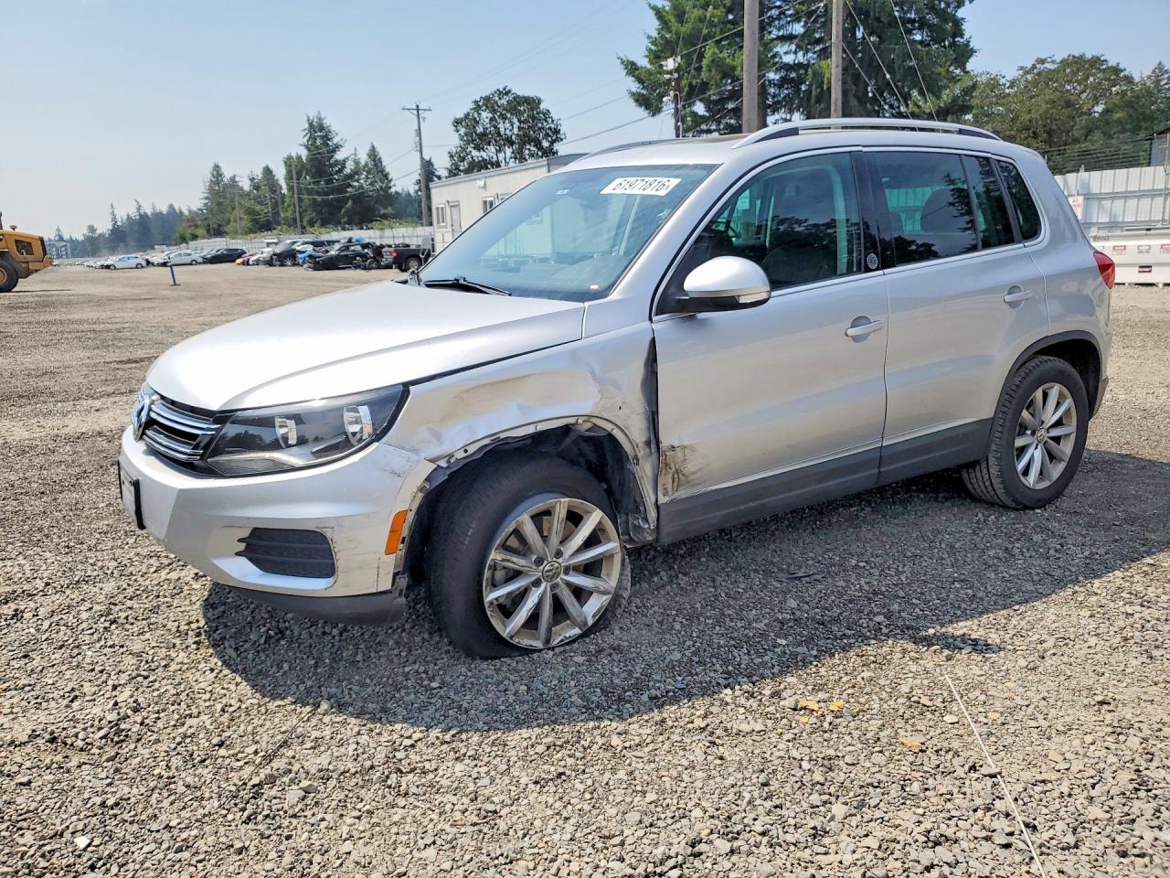 2017 Volkswagen Tiguan Wolfsburg Edition, VIN WVGSV7AX3HW513519 — Front end