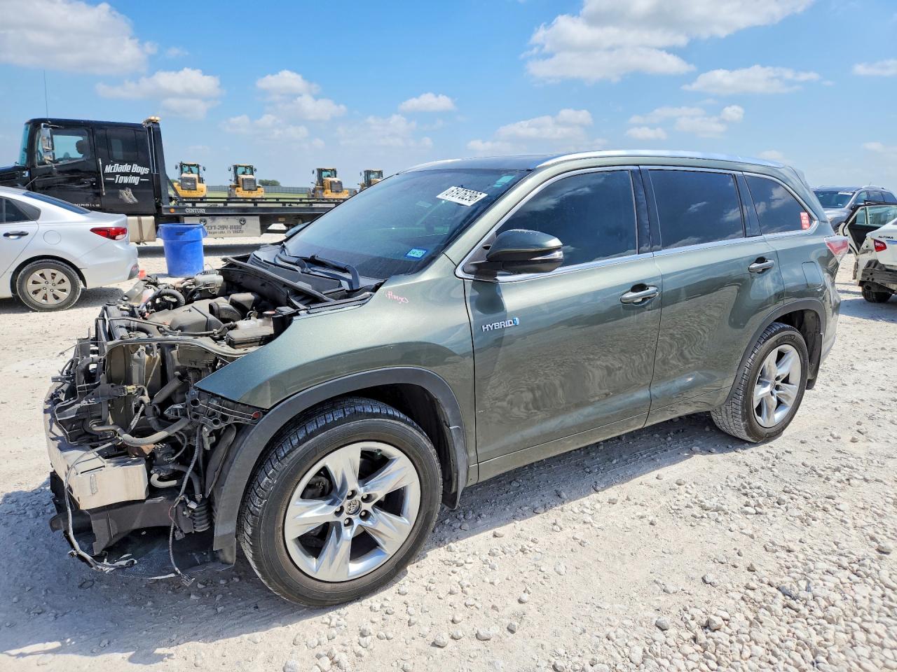 2014 Toyota Highlander Limited Platinum, VIN 5TDDCRFH5ES006617 — Front end