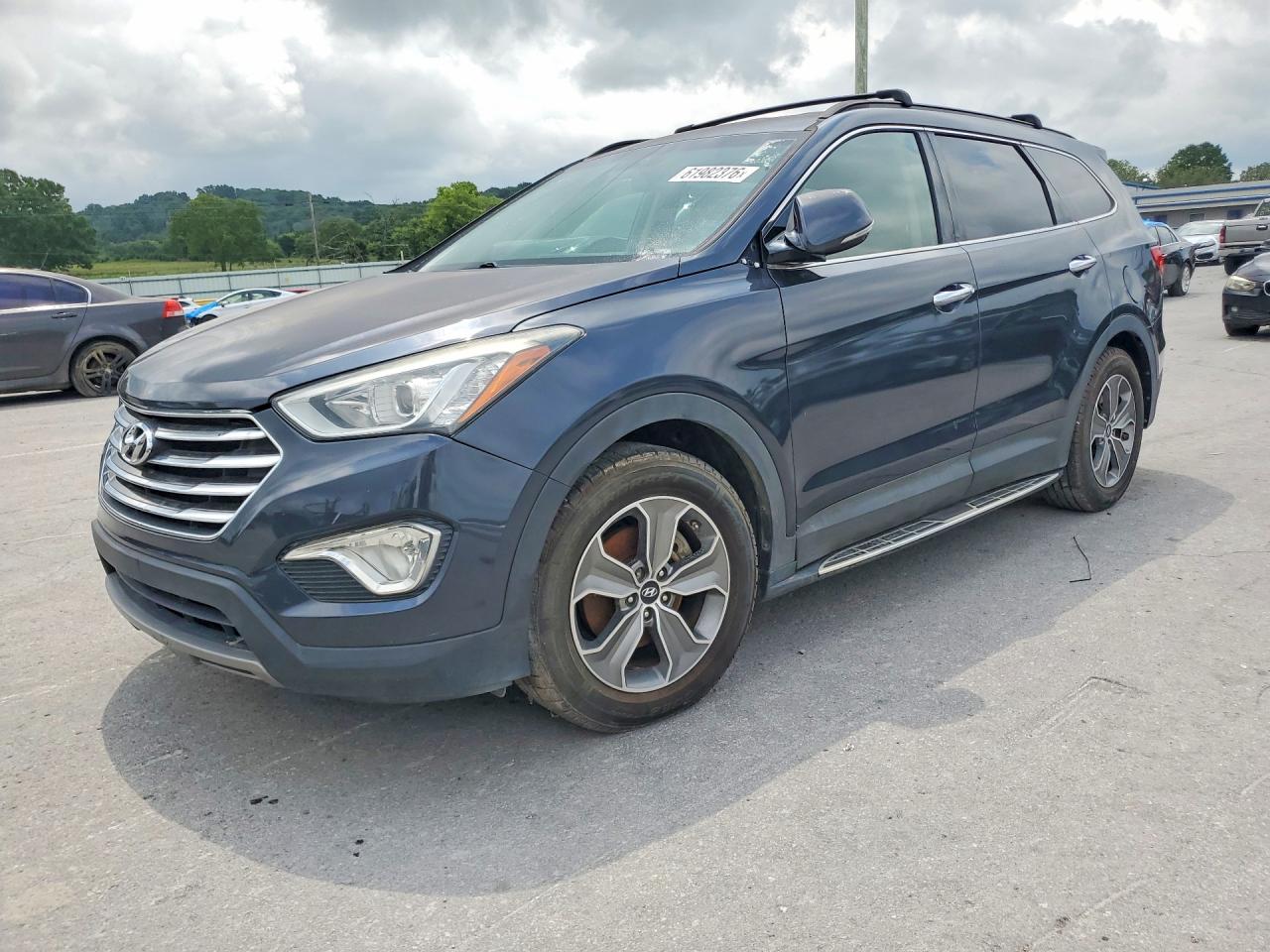 2013 Hyundai Santa Fe GLS, VIN KM8SN4HF3DU019811 — Minor dents and scratches