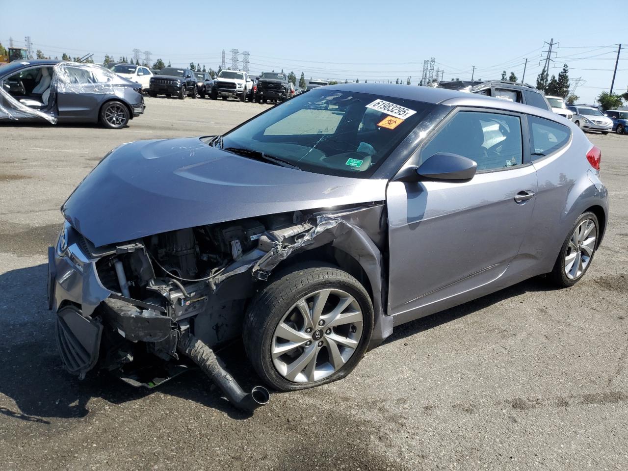 2016 Hyundai Veloster, VIN KMHTC6AD2GU262142 — Front end