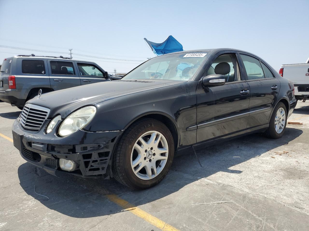 2004 Mercedes-Benz E 320, VIN WDBUF65JX4A515560 — Front end