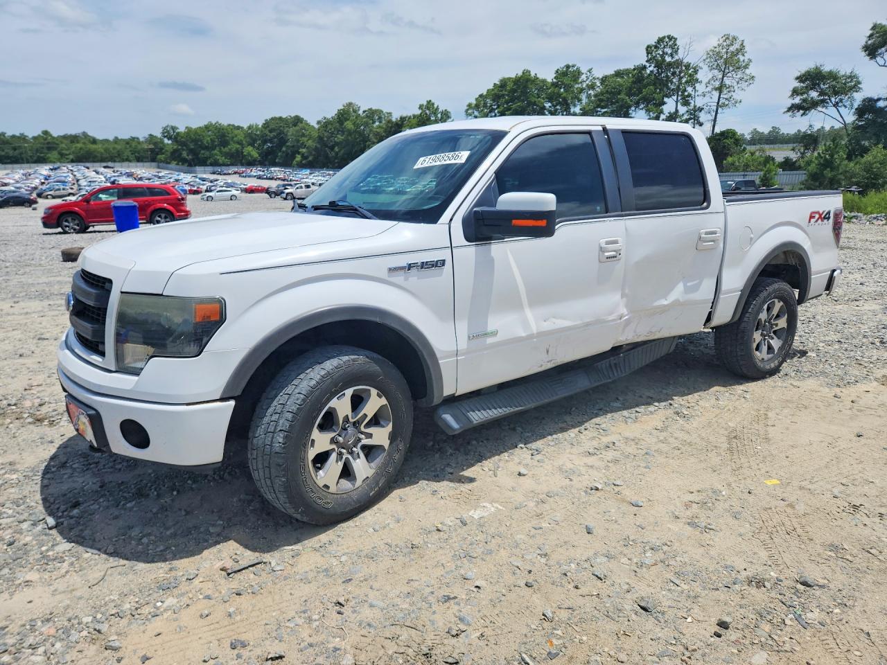 2014 Ford F-150 XLT, VIN 1FTFW1ET8EKF04132 — Side