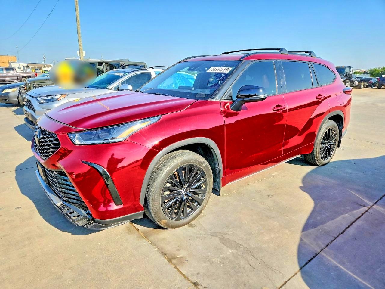 2023 Toyota Highlander XLE, VIN 5TDKDRAH5PS513810 — Hail