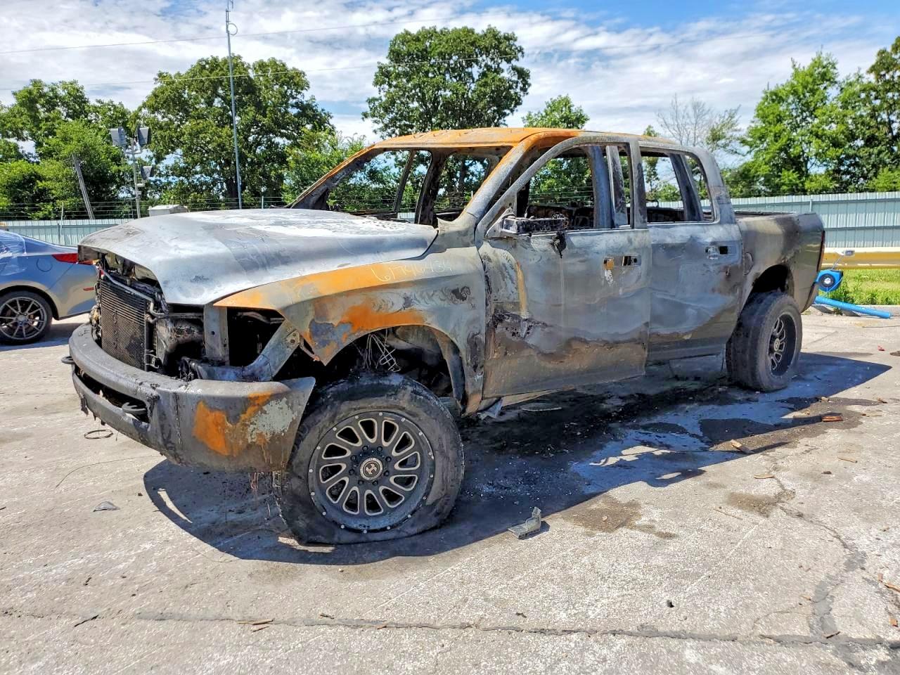 2010 Dodge 2500 SLT, VIN 3D7UT2CL8AG146921 — Burn