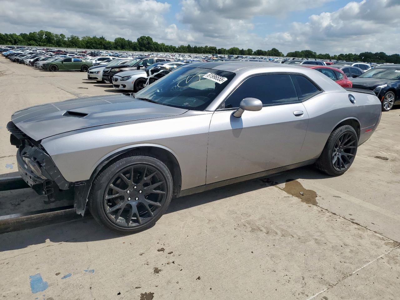 2017 Dodge Challenger SXT Plus, VIN 2C3CDZAGXHH558287 — Front end