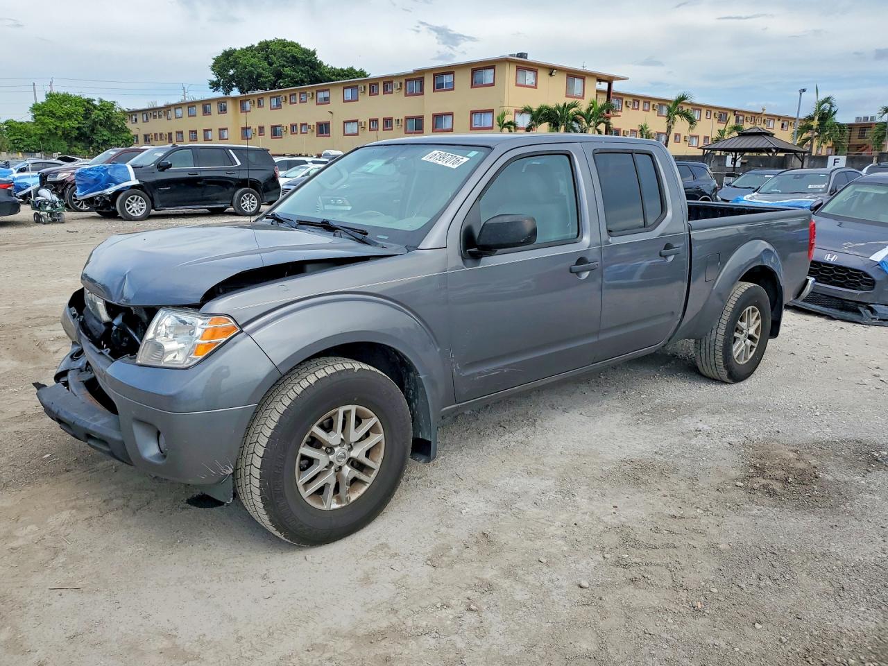 2021 Nissan Frontier SV, VIN 1N6ED0FB6MN710299 — Front end