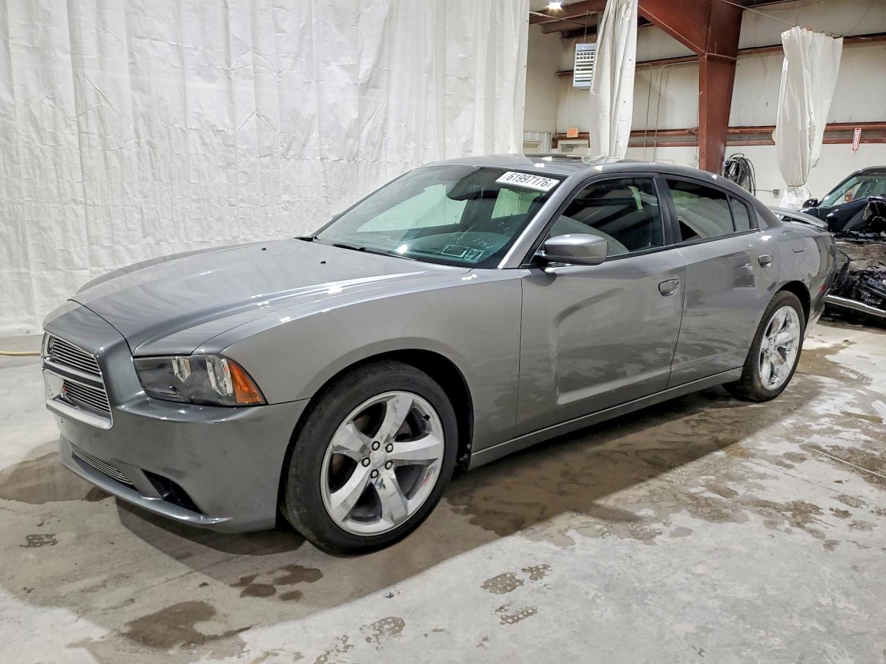 2011 Dodge Charger SE, VIN 2B3CL3CG1BH590059 — Side