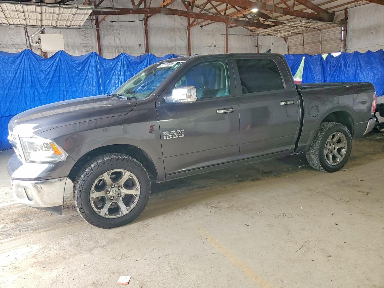 2018 Ram 1500 Laramie, VIN 1C6RR7NM2JS254288 — Normal wear