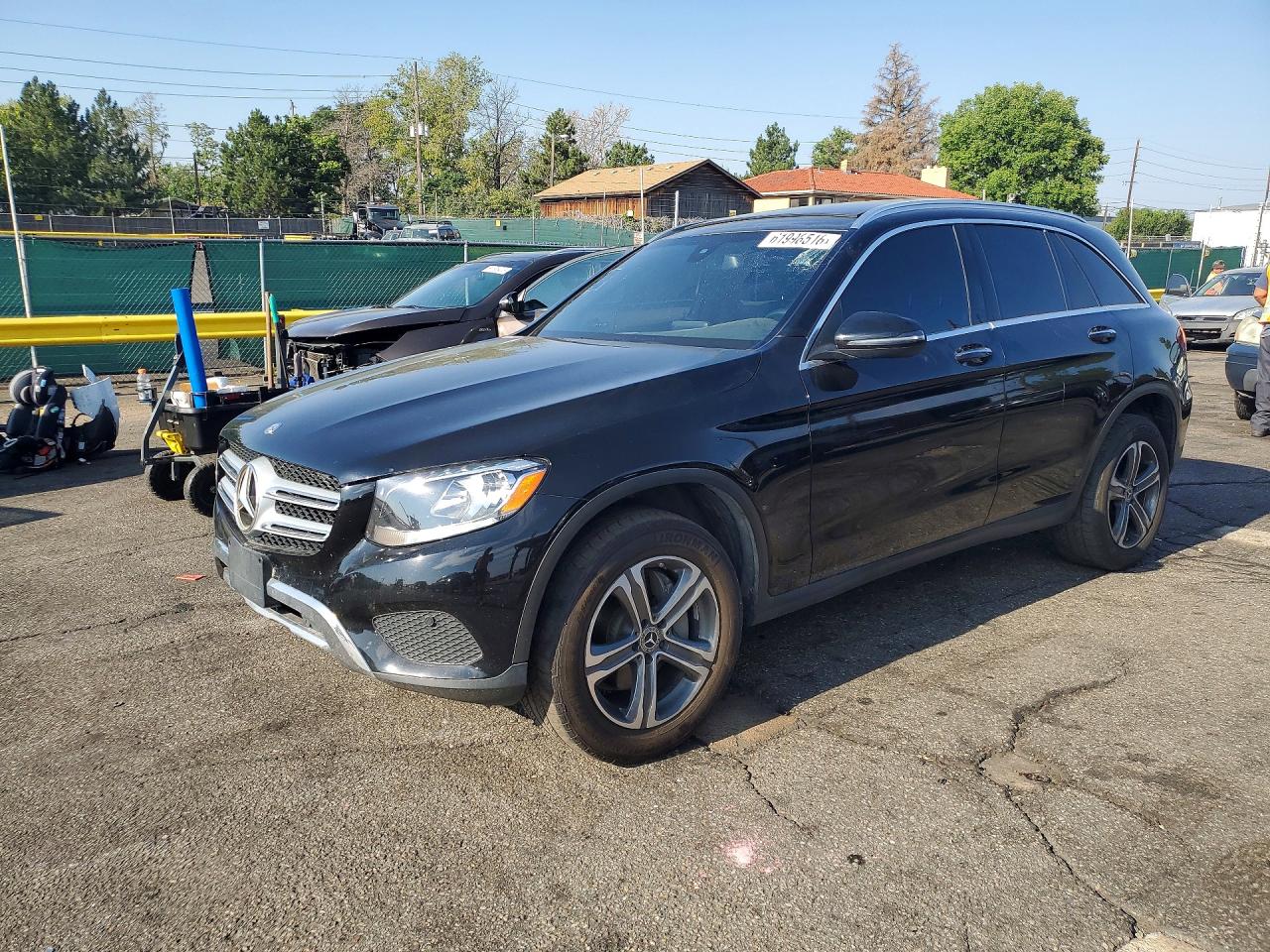 2017 Mercedes-Benz GLC 300, VIN WDC0G4KB0HF253212 — Minor dents and scratches