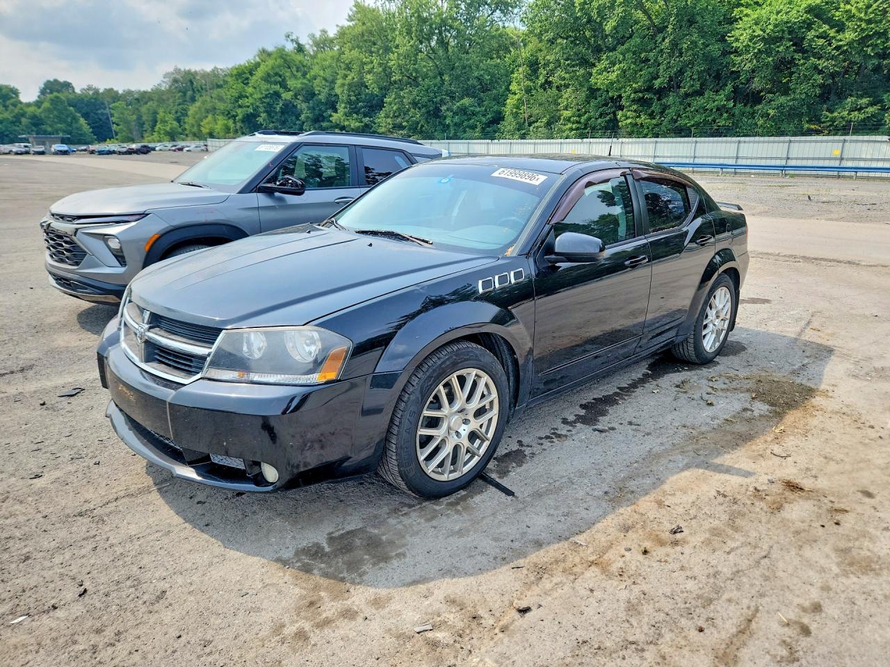 2008 Dodge Avenger R/T, VIN 1B3LC76M68N653195 — Front end