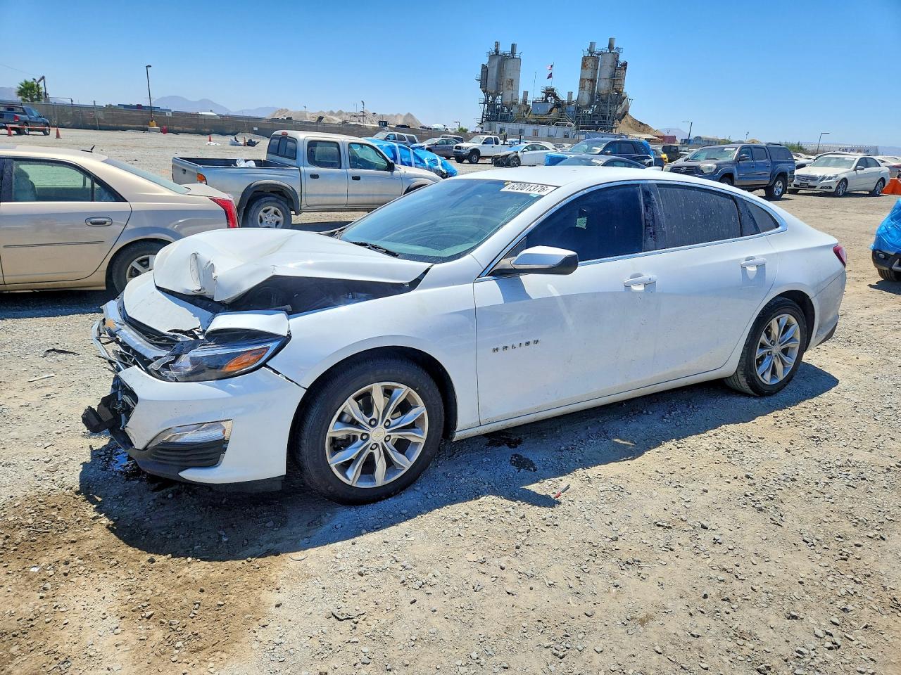 2022 Chevrolet Malibu LT, VIN 1G1ZD5ST2NF136871 — Front end
