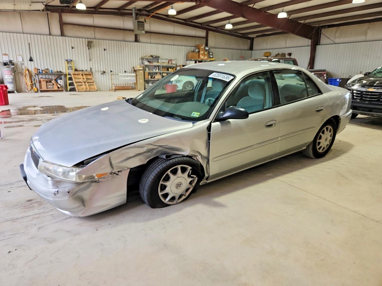 2005 Buick Century Custom, VIN 2G4WS52J451112542 — Перед