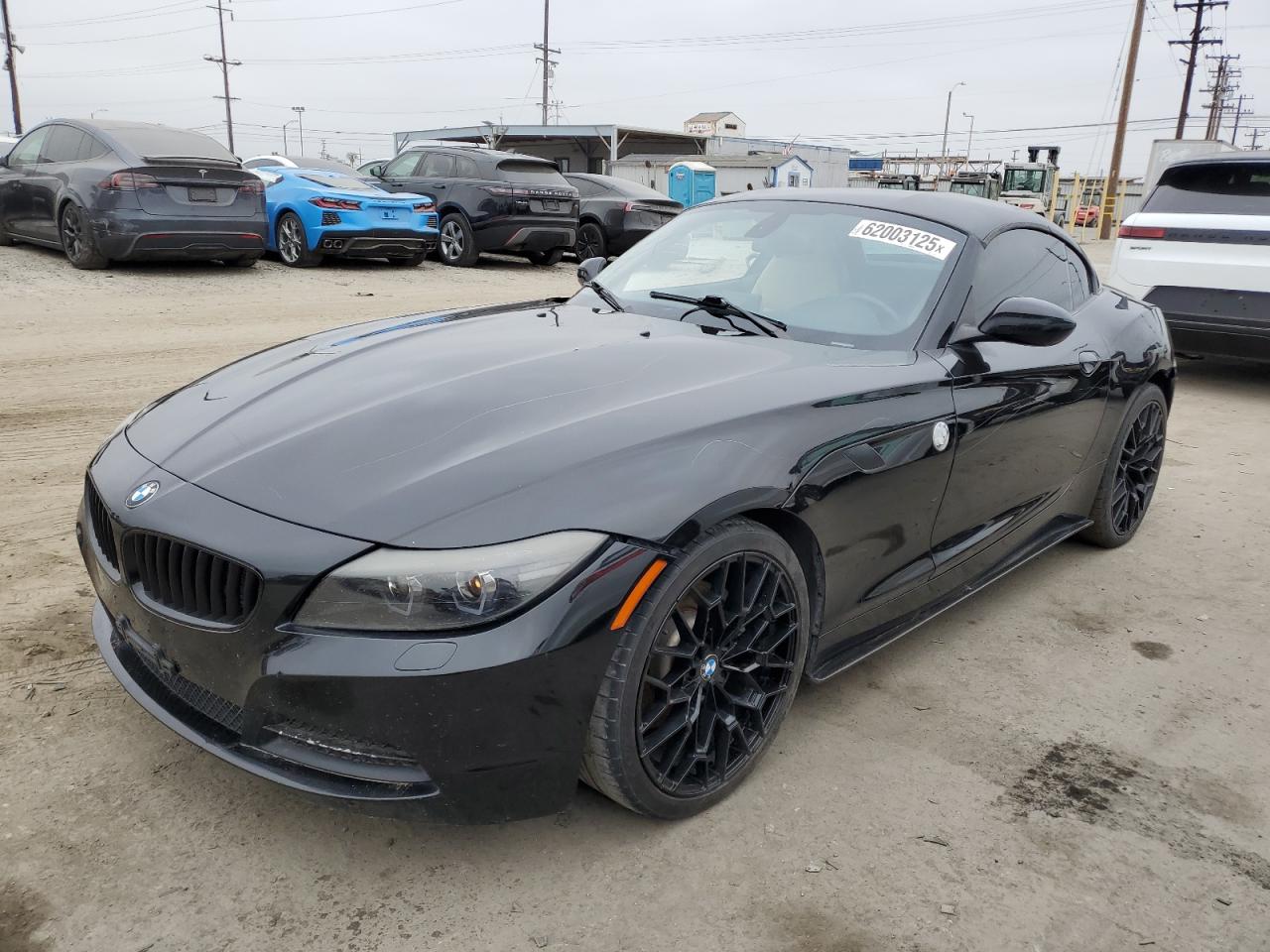 2012 BMW Z4 sDrive28i, VIN WBALL5C56CE716558 — Вандализм