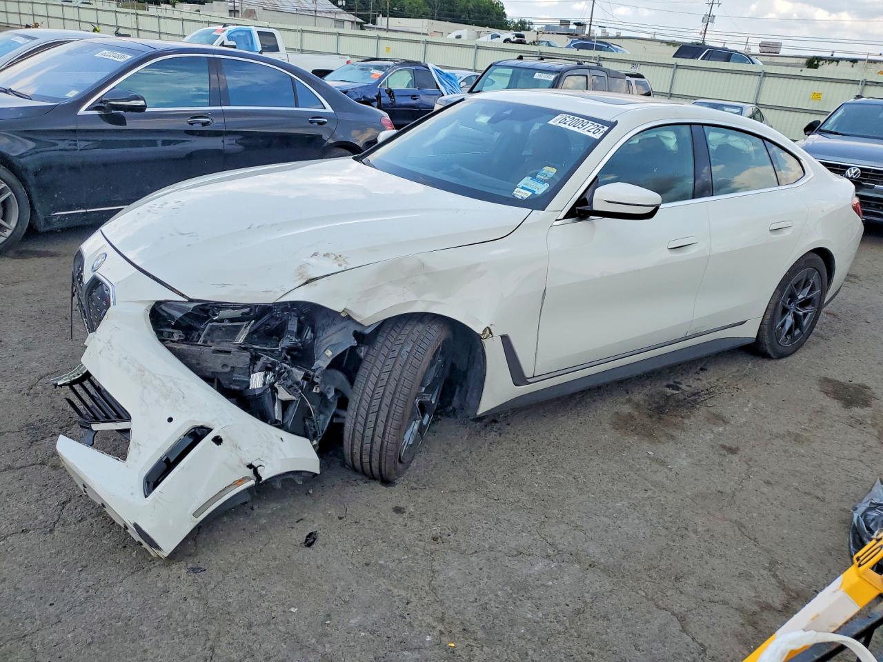 2023 BMW i4 eDrive40, VIN WBY73AW02PFP61198 — Front end