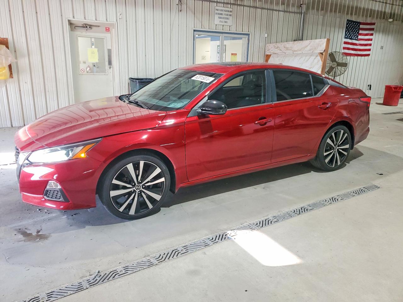 2021 Nissan Altima SR, VIN 1N4BL4CW0MN370953 — Side