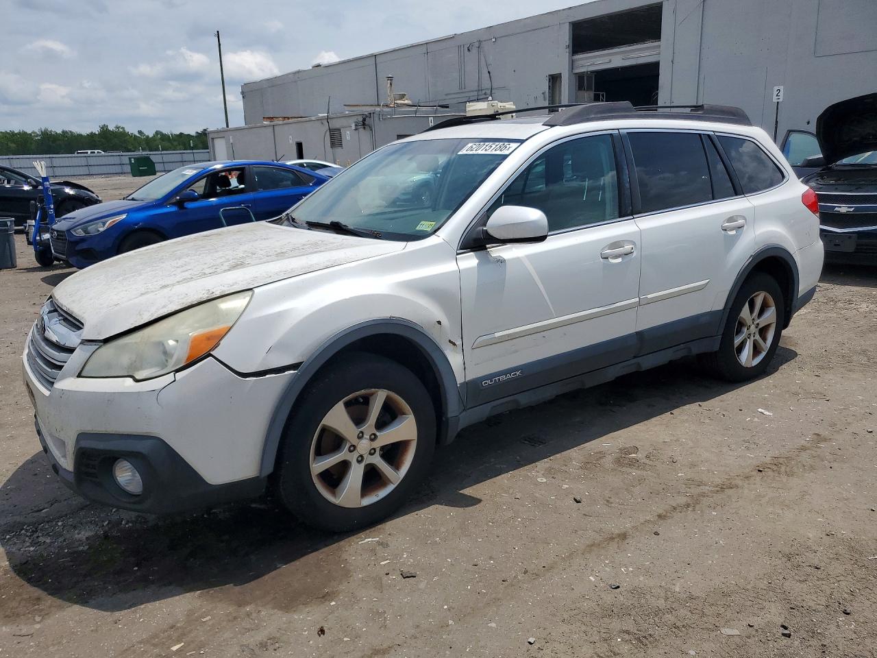 2014 Subaru Outback Limited, VIN 4S4BRCMC1E3326010 — Front end