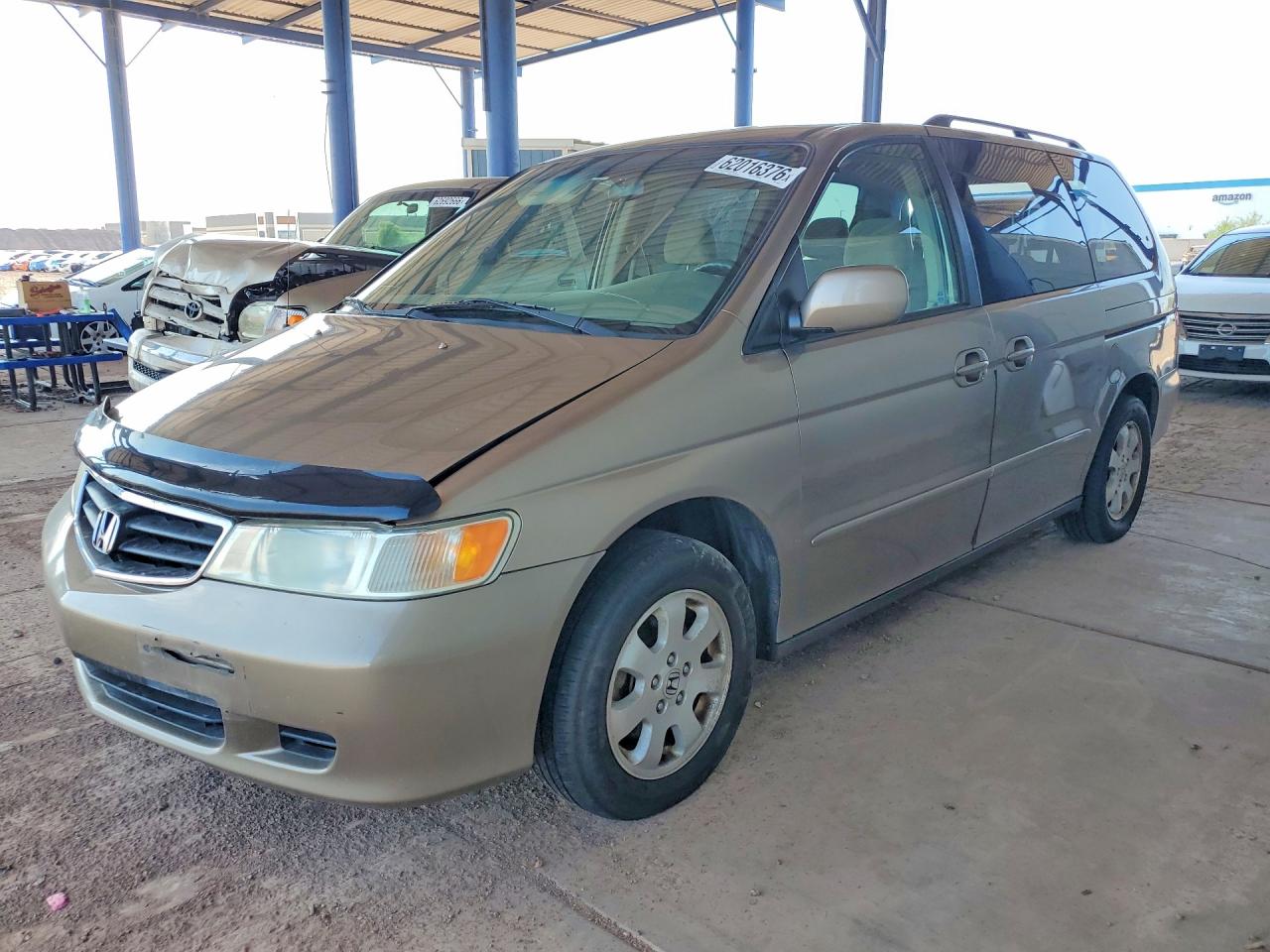 2004 Honda Odyssey EX, VIN 5FNRL18604B004117 — Rear end