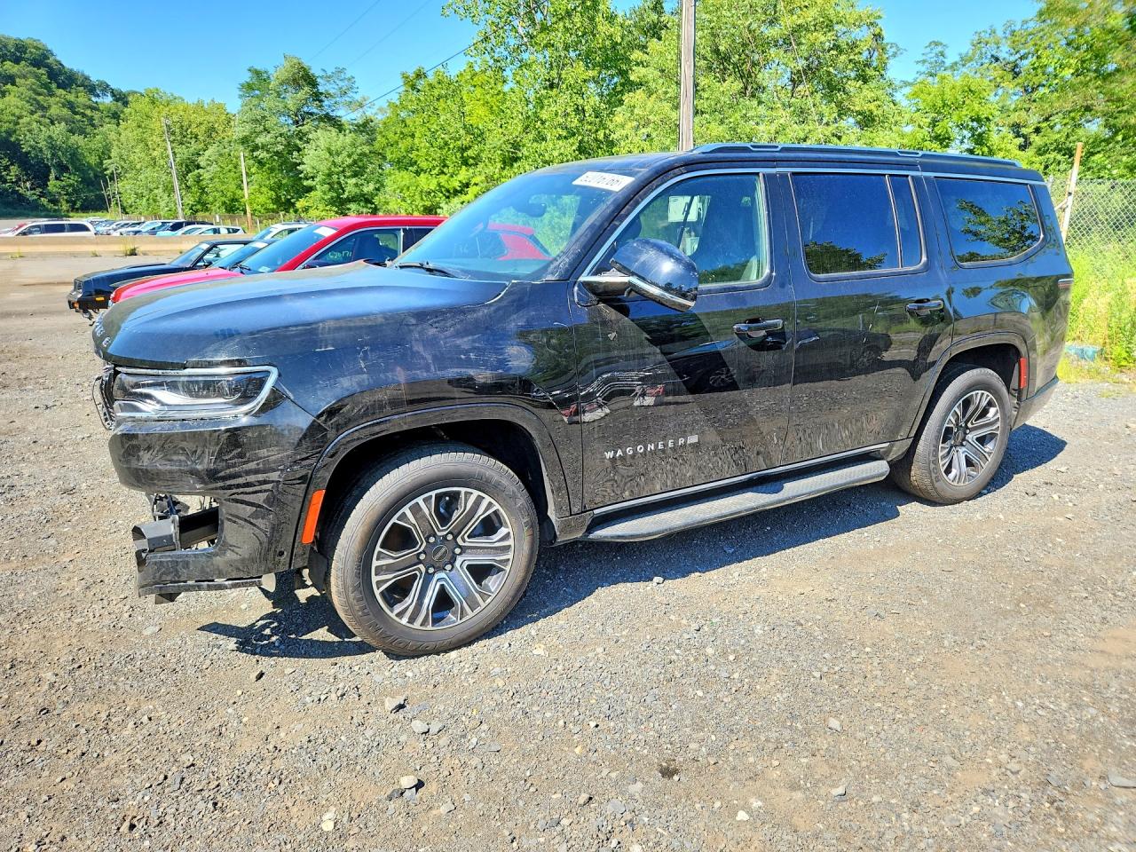 2025 Jeep Wagoneer Series II, VIN 1C4SJVBP5SS536348 — Бок