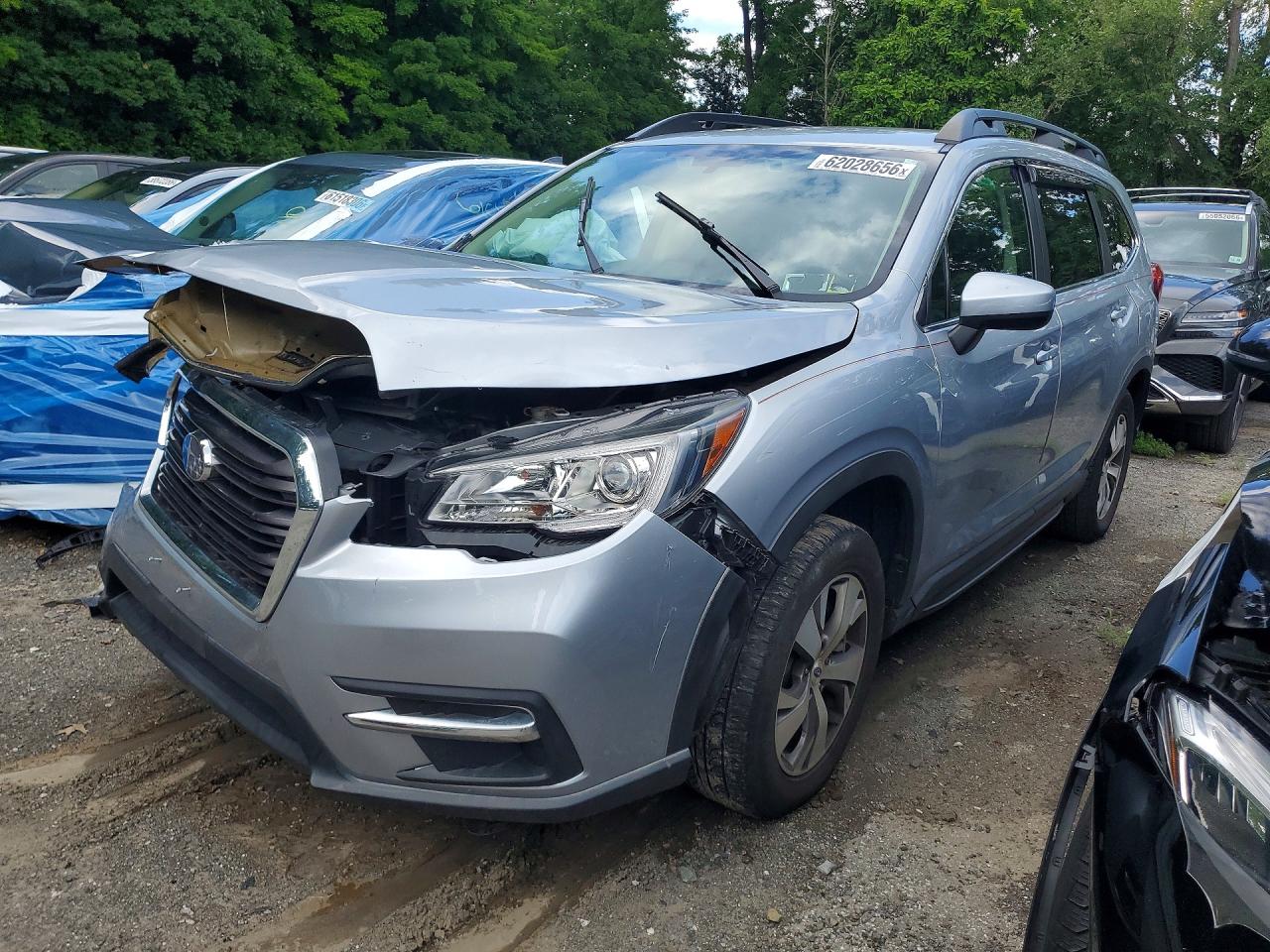 2020 Subaru Ascent Premium, VIN 4S4WMABD3L3446386 — Front end