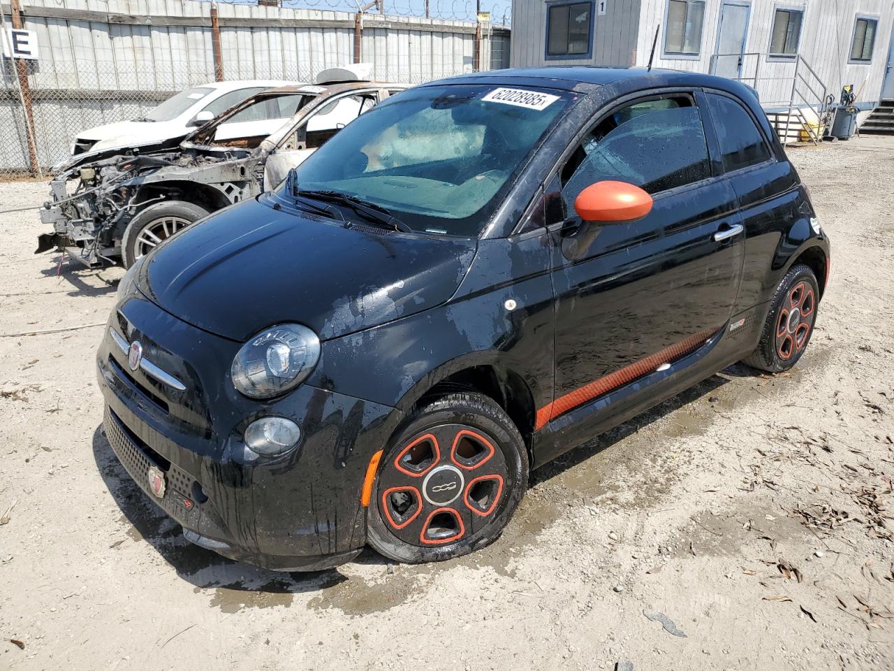 2015 FIAT 500e, VIN 3C3CFFGE8FT507311 — Normal wear