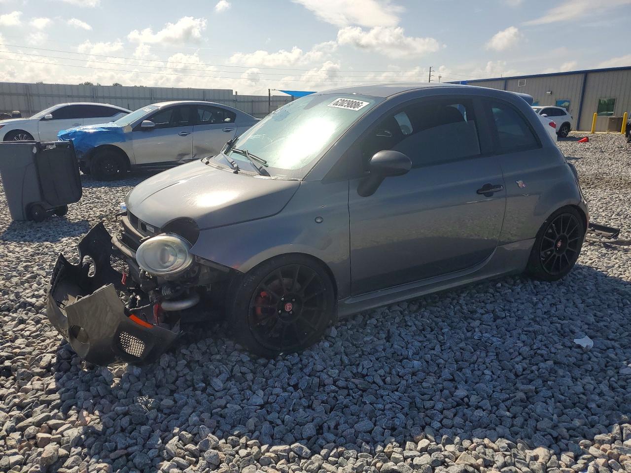 2013 FIAT 500 Abarth, VIN 3C3CFFFH7DT754733 — Front end