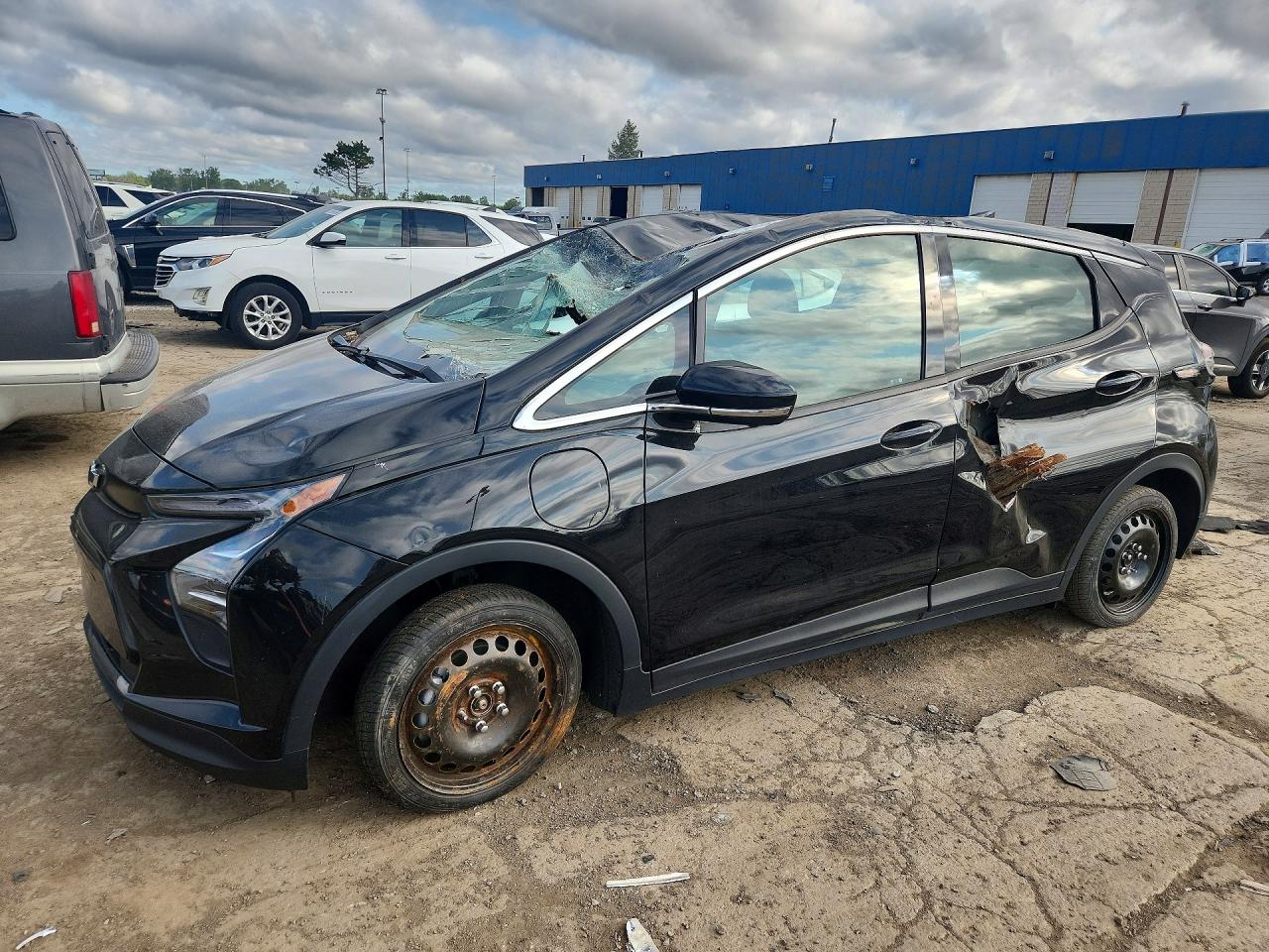 2023 Chevrolet Bolt EV 2LT, VIN 1G1FX6S04P4143289 — Roof