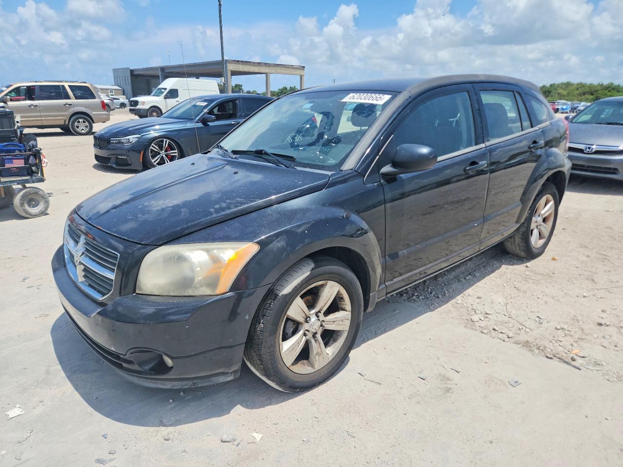 2010 Dodge Caliber Mainstreet, VIN 1B3CB3HA1AD545366 — Front end