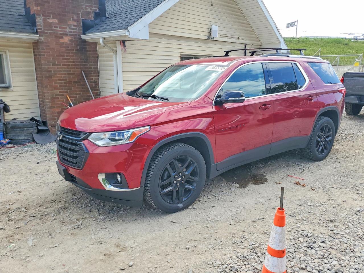 2018 Chevrolet Traverse LT Cloth, VIN 1GNEVGKW1JJ262310 — Undercarriage