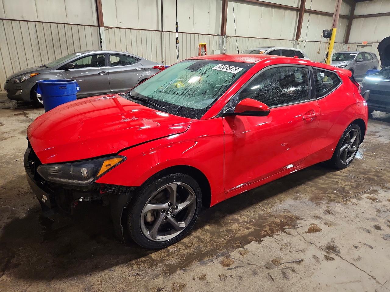 2019 Hyundai Veloster 2.0, VIN KMHTG6AF6KU016967 — Перед