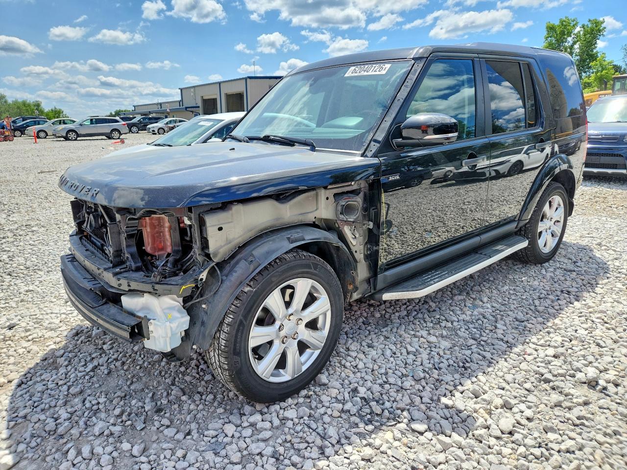 2016 Land Rover LR4 HSE, VIN SALAG2V61GA807407 — Front end
