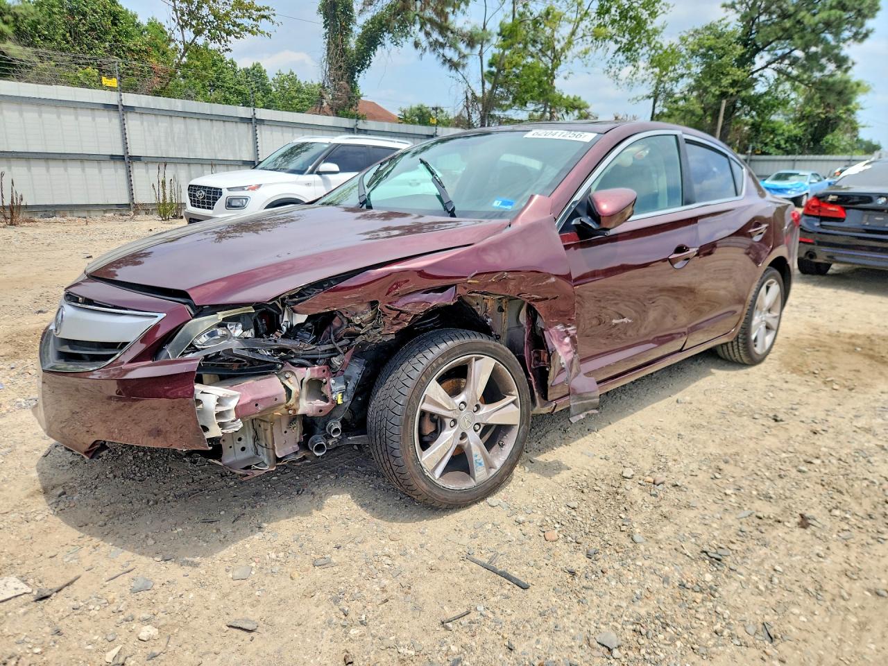 2014 Acura ILX Premium, VIN 19VDE1F56EE009210 — Front end