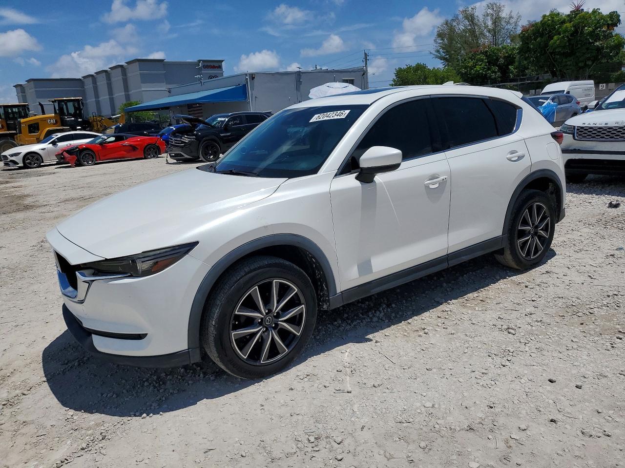 2017 Mazda CX-5 Grand Touring, VIN JM3KFADL2H0169912 — Зад