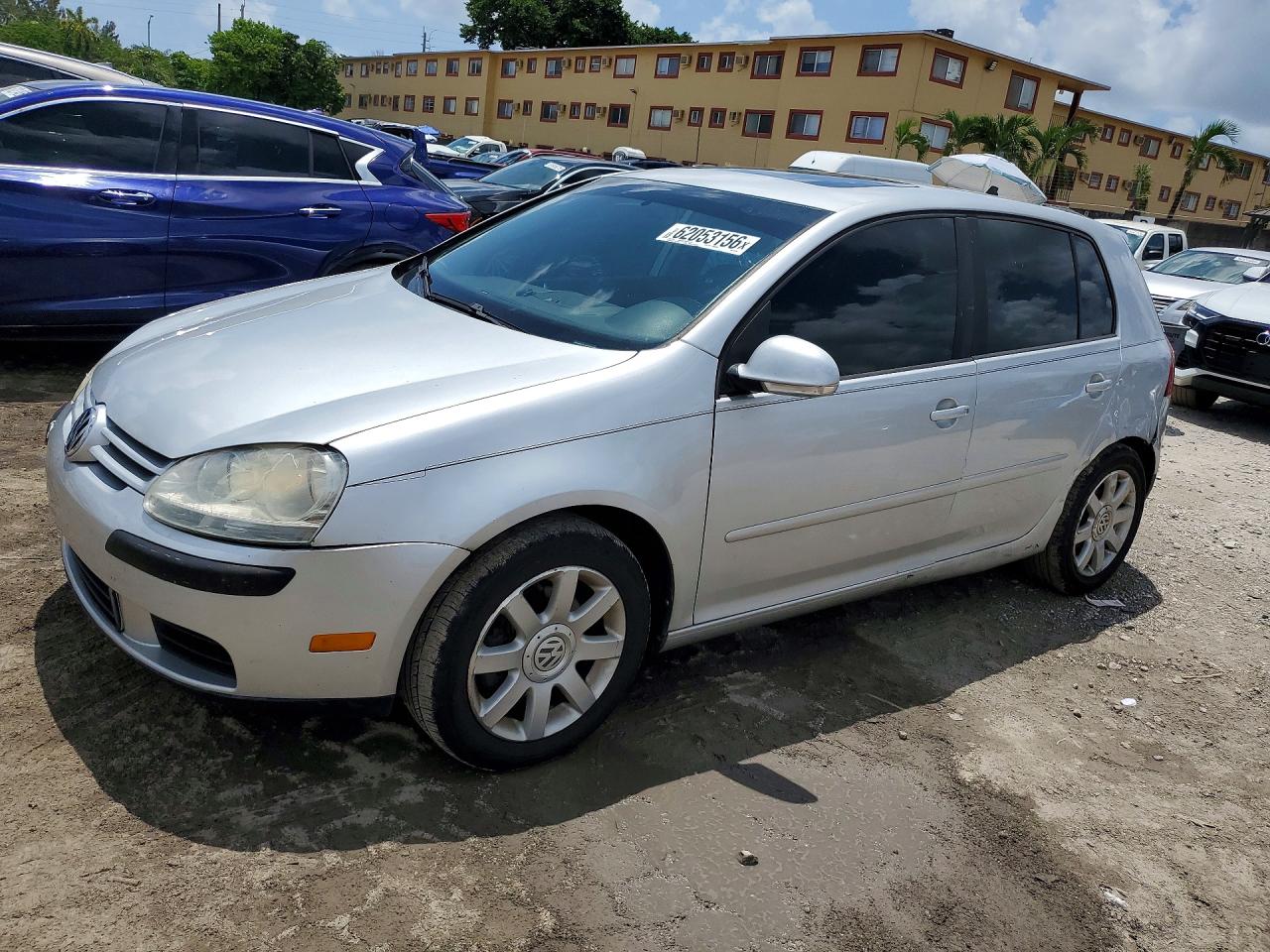 2009 Volkswagen Rabbit S, VIN WVWDA71K19W145792 — Side