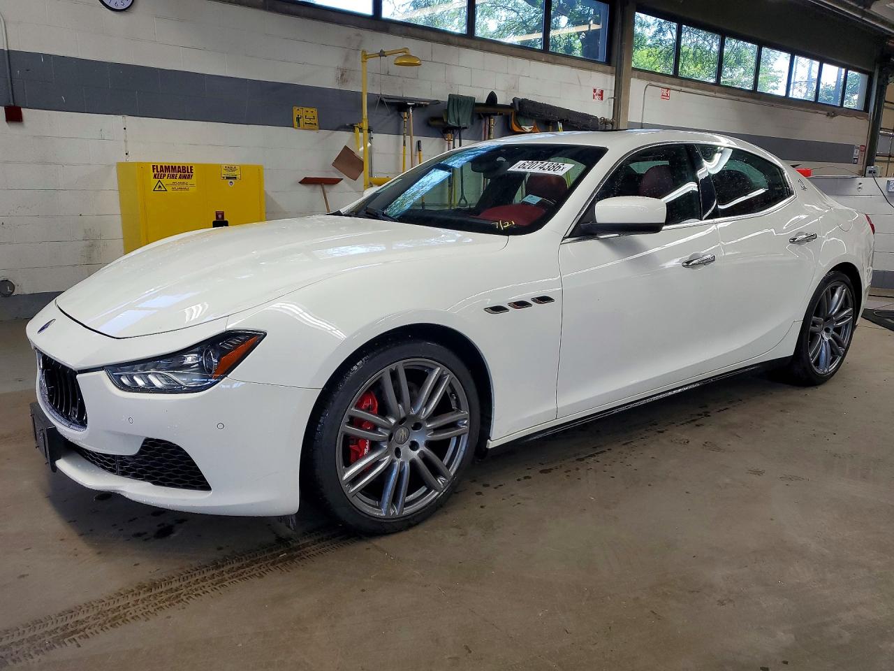 2014 Maserati Ghibli S Q4, VIN ZAM57RTA3E1097878 — Roof