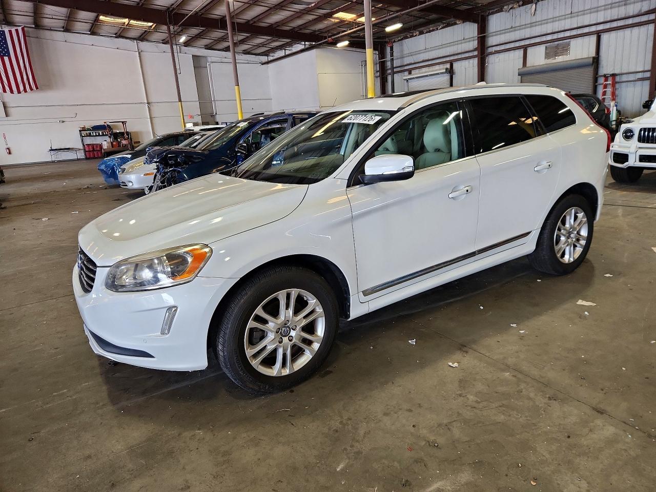 2015 Volvo XC60 T5 Drive-E Platinum, VIN YV440MDD2F2618422 — Mechanical