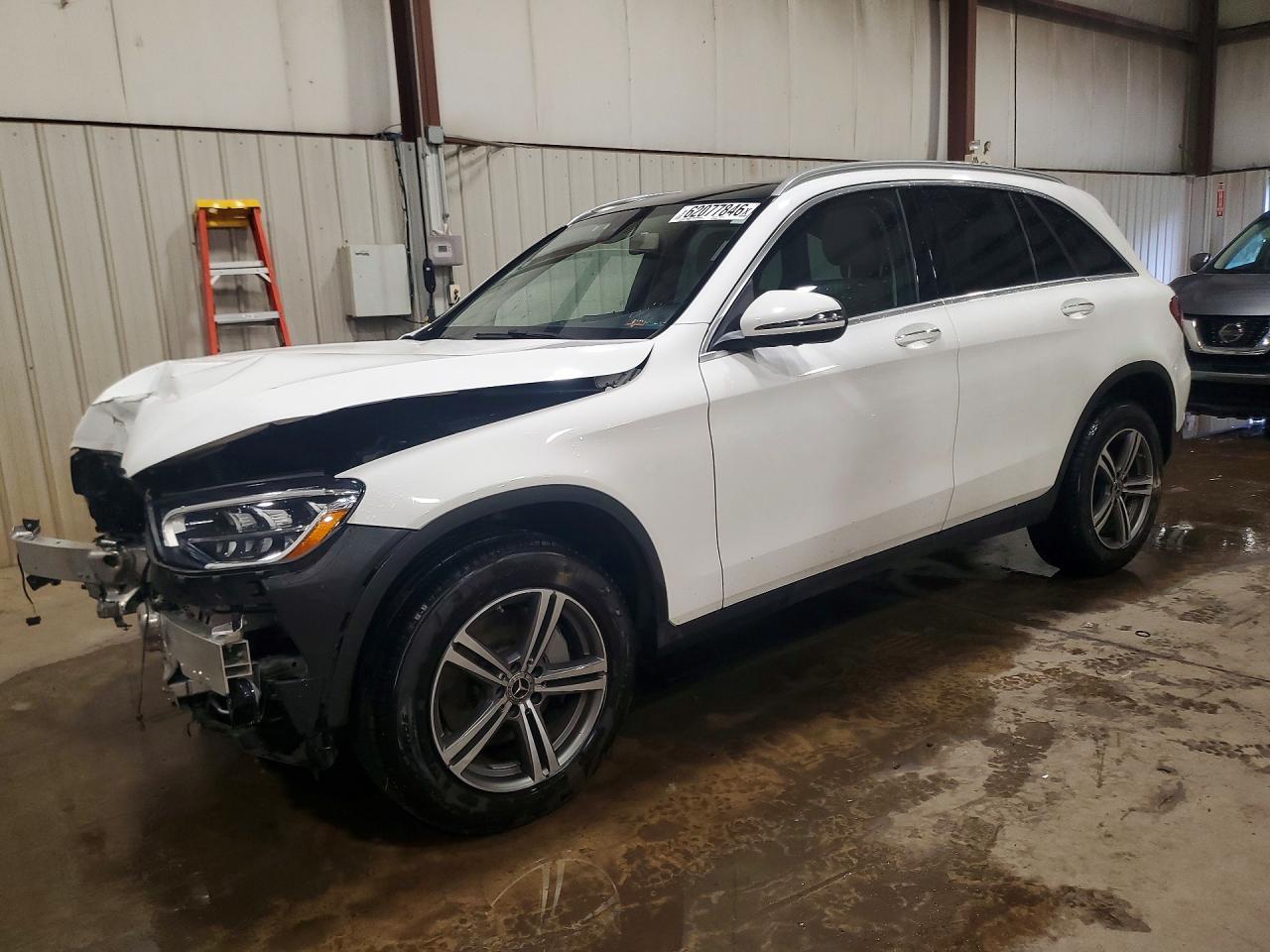 2020 Mercedes-Benz GLC 300, VIN WDC0G8EB6LF749109 — Front end