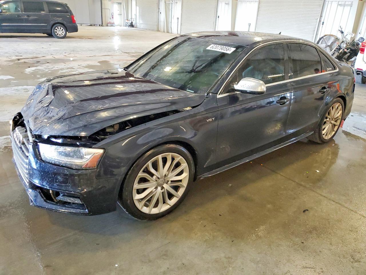 2013 Audi S4 Premium Plus, VIN WAUBGAFL2DA107253 — Перед