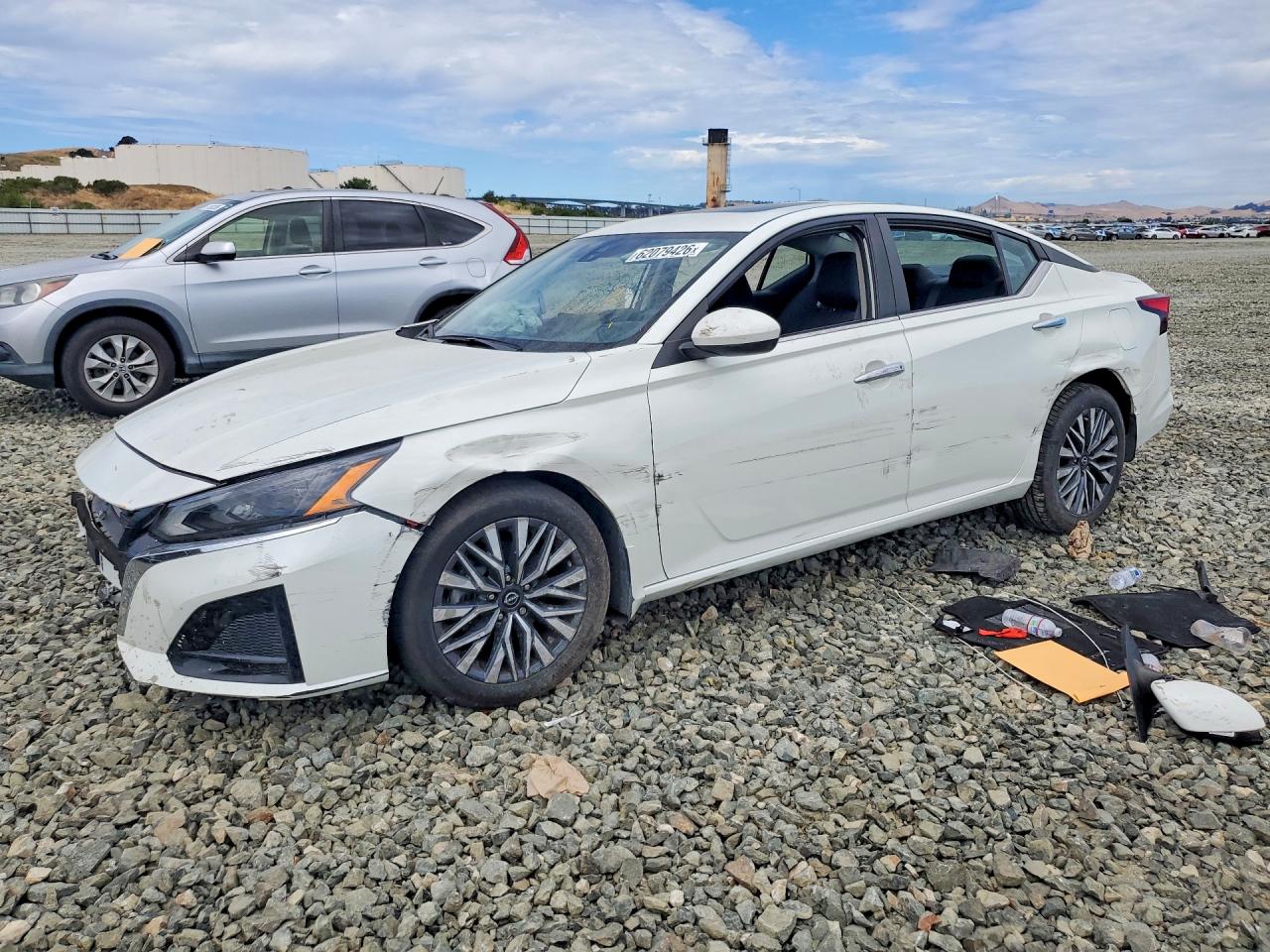 2023 Nissan Altima SV, VIN 1N4BL4DV7PN361998 — Front end