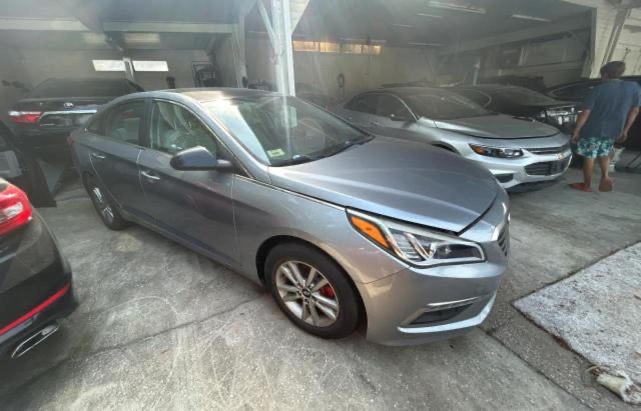 2015 Hyundai Sonata SE, VIN 5NPE24AF5FH009301 — Prior damage history