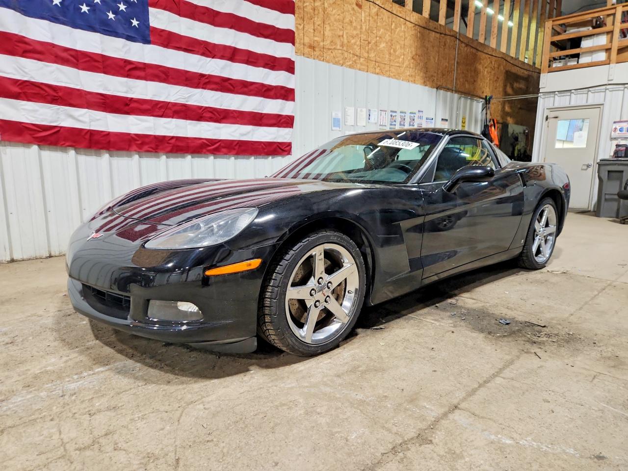 2007 Chevrolet Corvette, VIN 1G1YY26U775135810 — Зад