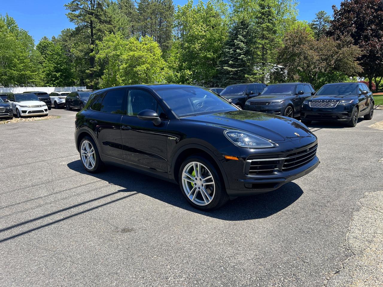 2019 Porsche Cayenne E-Hybrid, VIN WP1AE2AY8KDA52072 — Minor dents and scratches