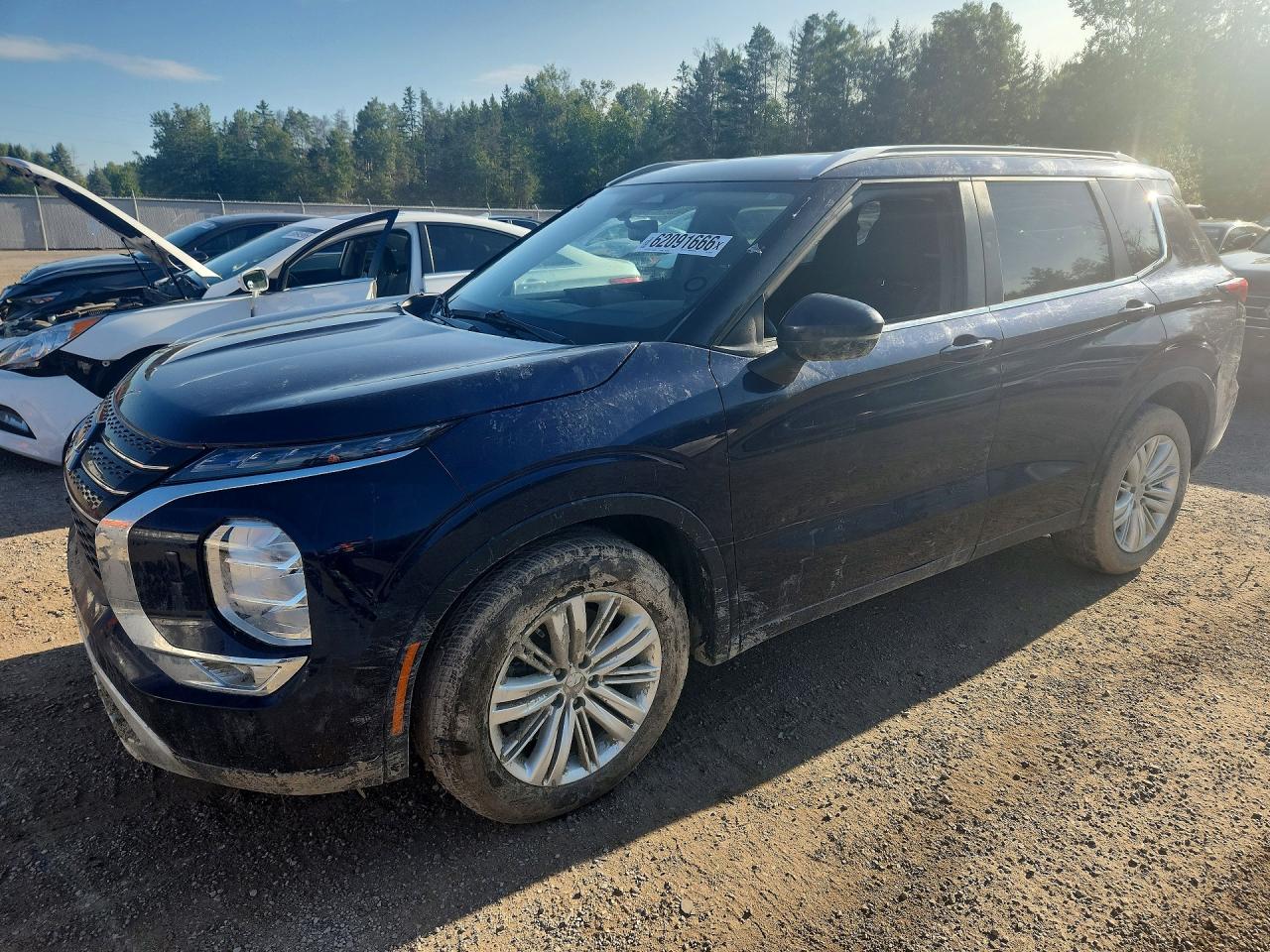 2022 Mitsubishi Outlander SE, VIN JA4J4UA84NZ608427 — Undercarriage