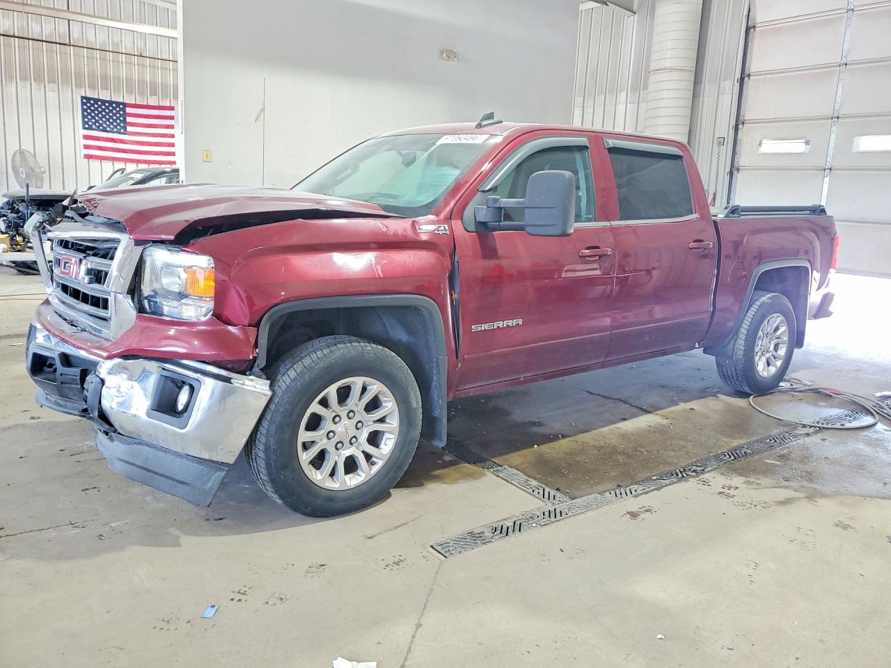 2015 GMC Sierra 1500 SLE, VIN 3GTU2UEC1FG123879 — Front end