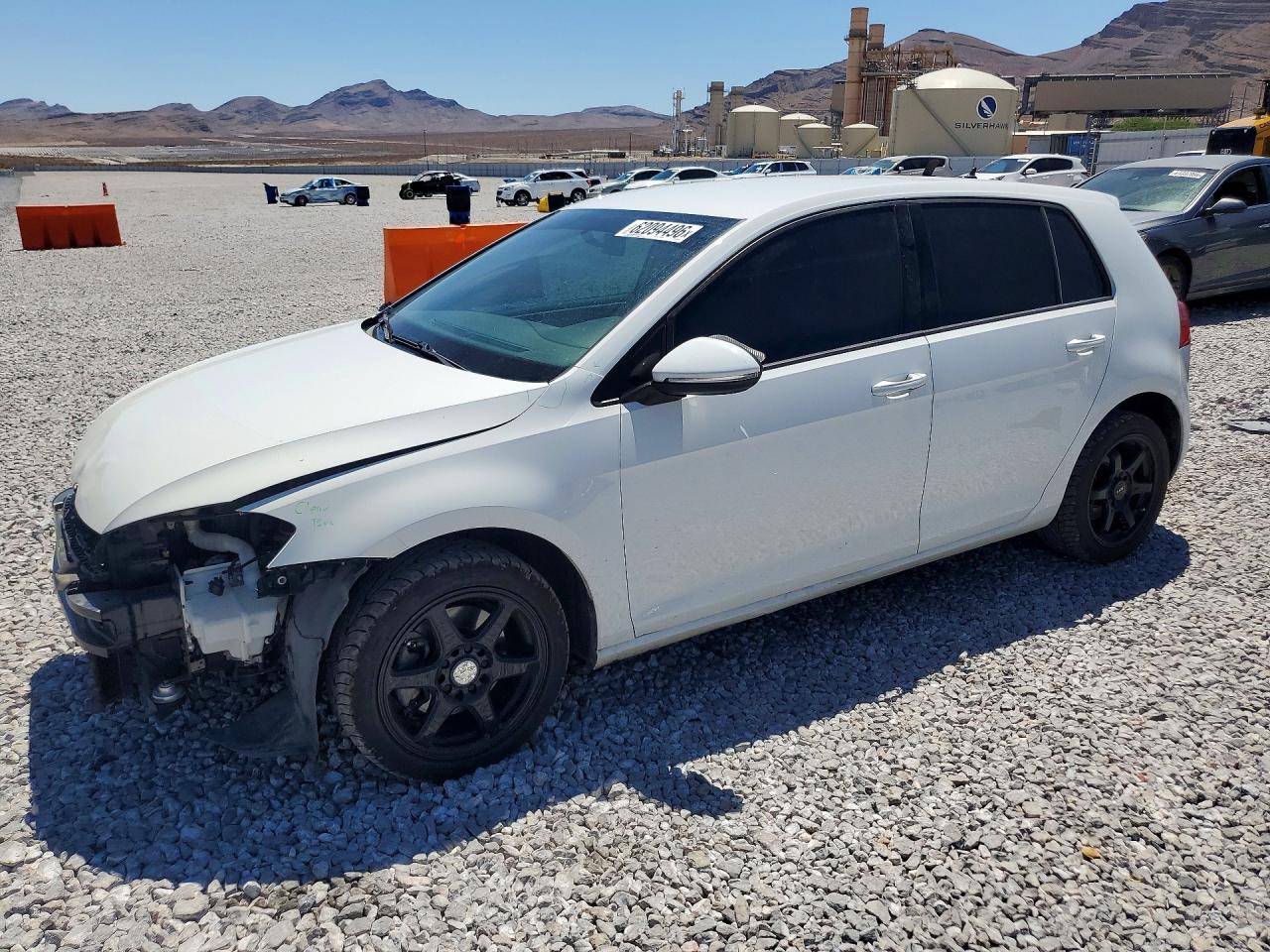 2016 Volkswagen Golf TSI S, VIN 3VW117AU6GM039515 — Front end