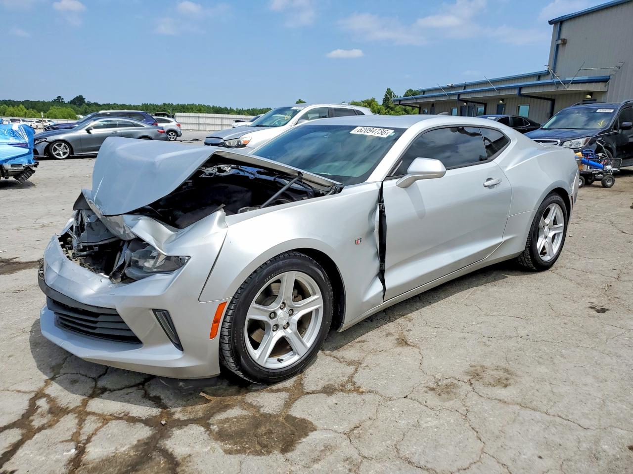2016 Chevrolet Camaro 1LT, VIN 1G1FA1RS0G0139341 — Перед