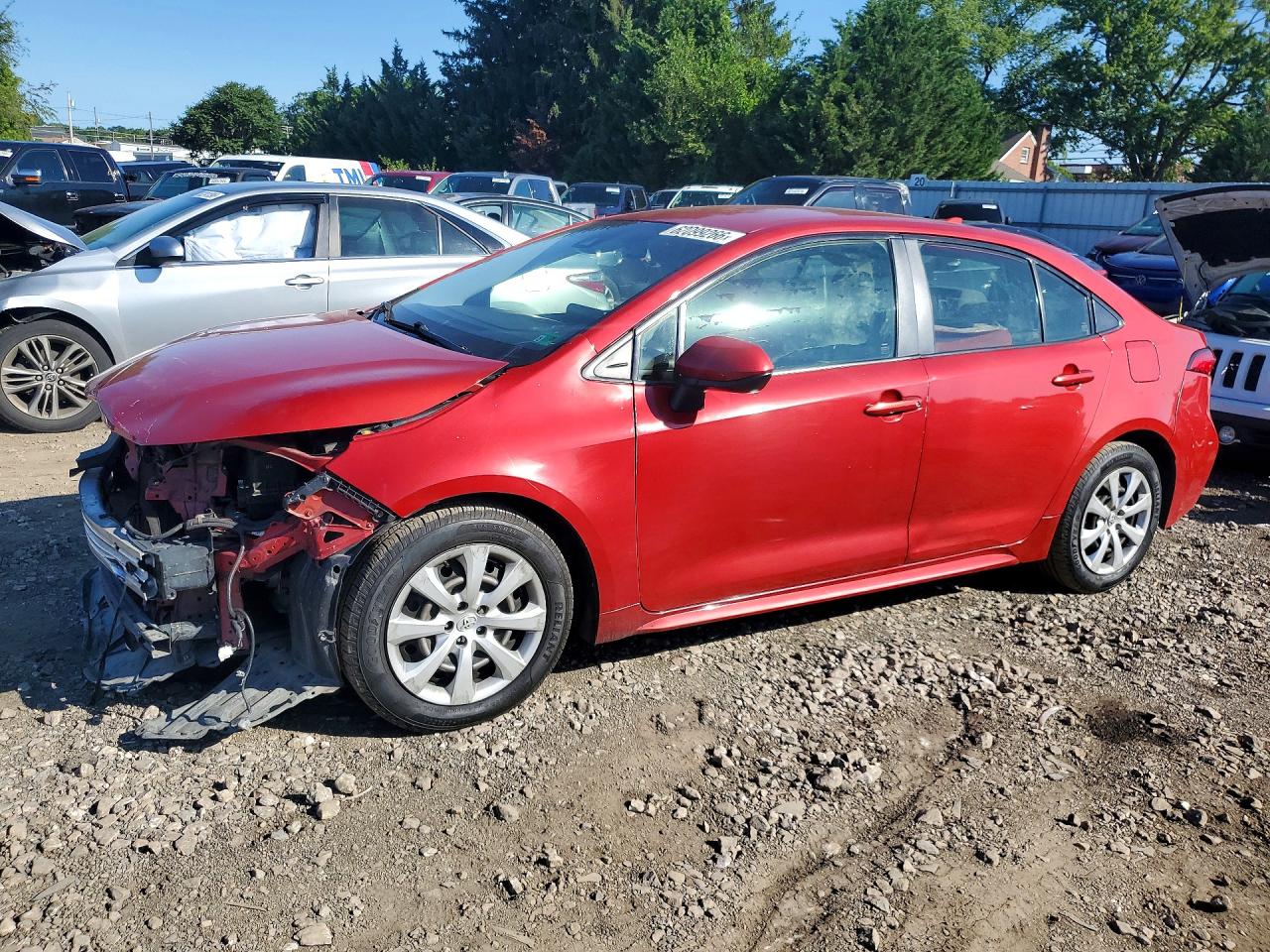 2021 Toyota Corolla LE, VIN JTDEPMAE1MJ143235 — Front end