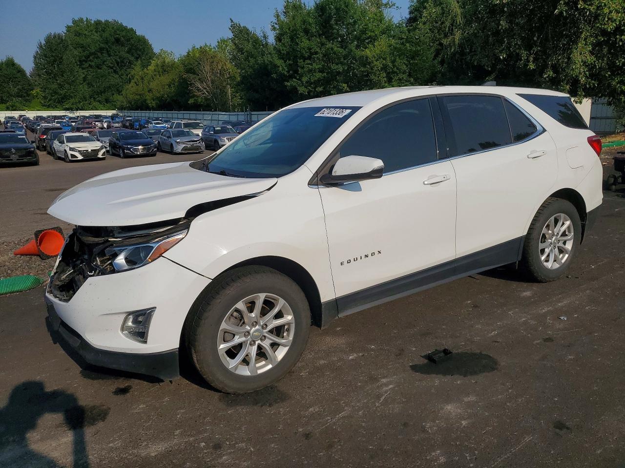 2019 Chevrolet Equinox LT, VIN 3GNAXUEV9KS534404 — Перед